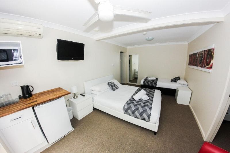 Narimba Lodge Motel 3
