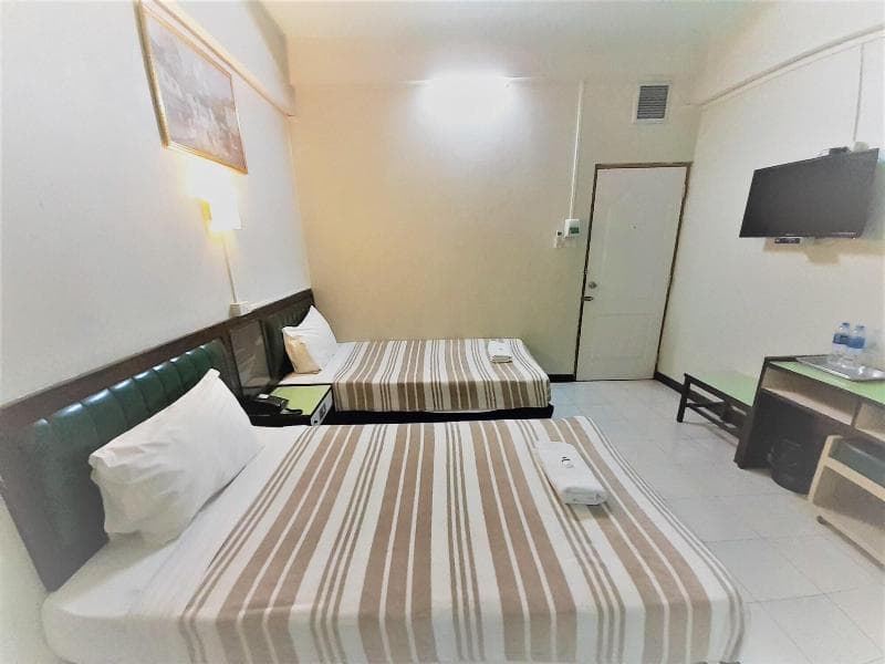 Singapore Hotel Hatyai main