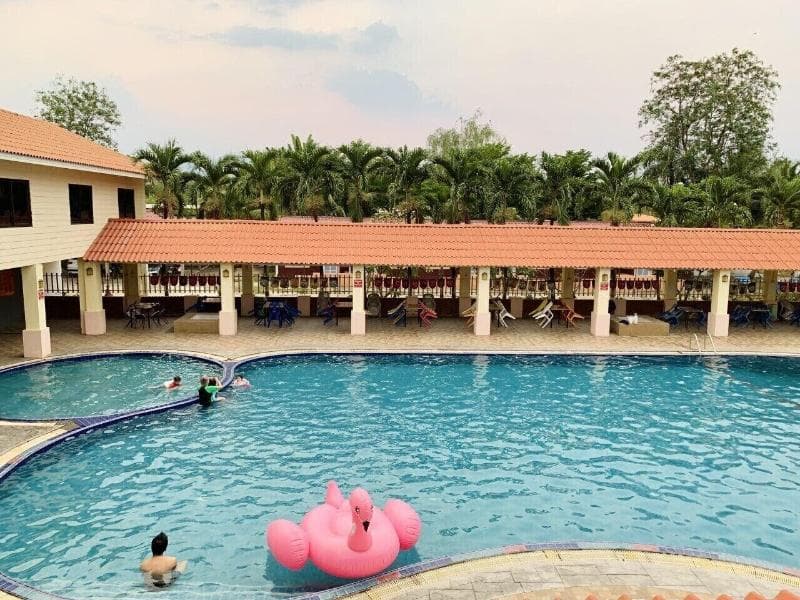 Homeland Resort main