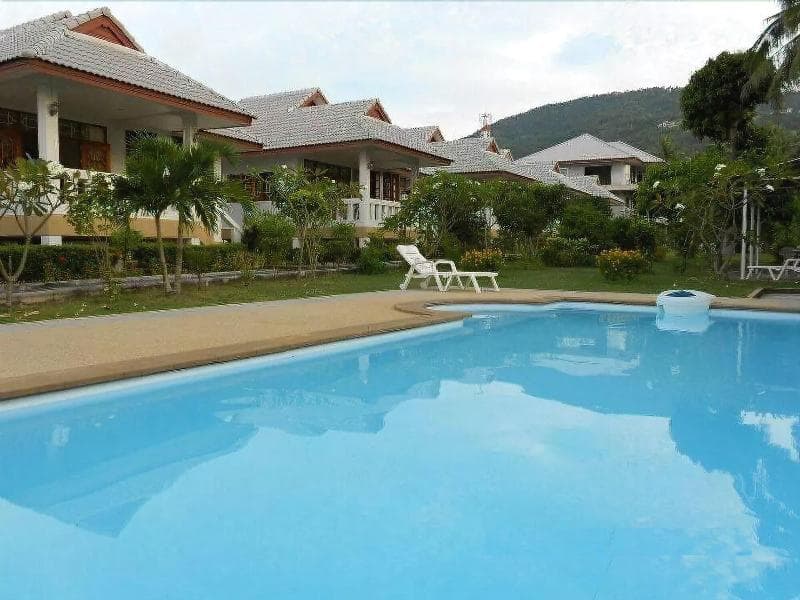 Krisada Beach Resort 4