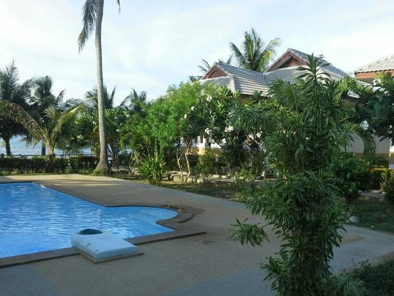 Krisada Beach Resort main