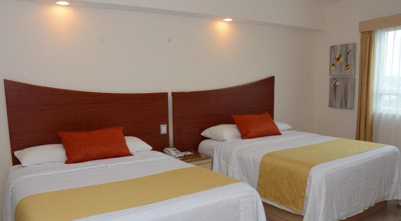Hotel Magico Inn 5