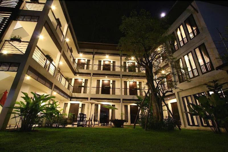 296 The Radtanaiya Residence 5