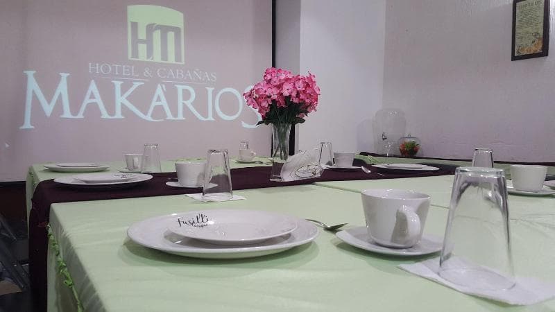 Hotel Makarios 2