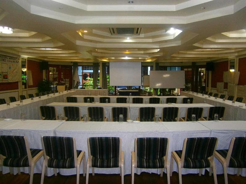 Southern Cross Hotel main