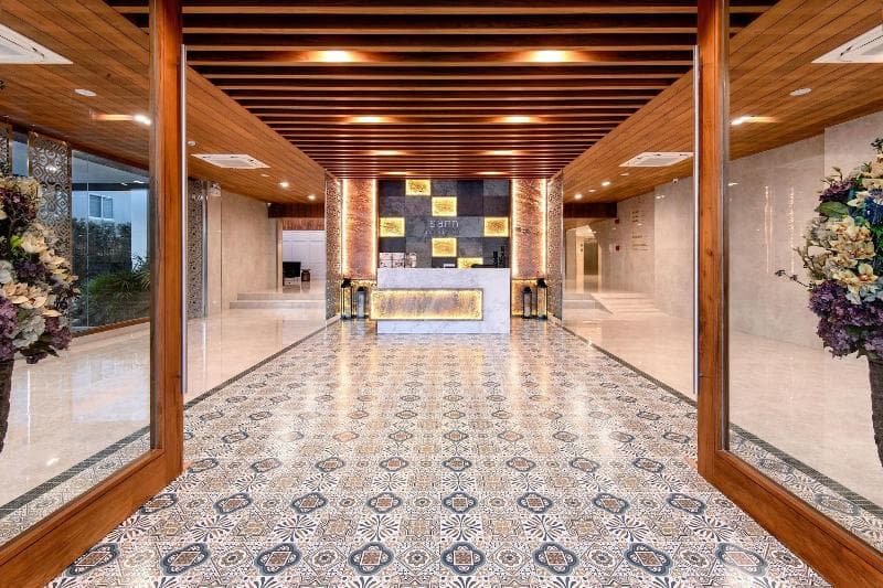 Sann Hotel 5