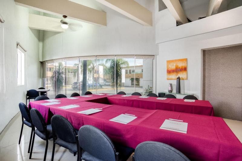 Hotel Maioris Guadalajara main