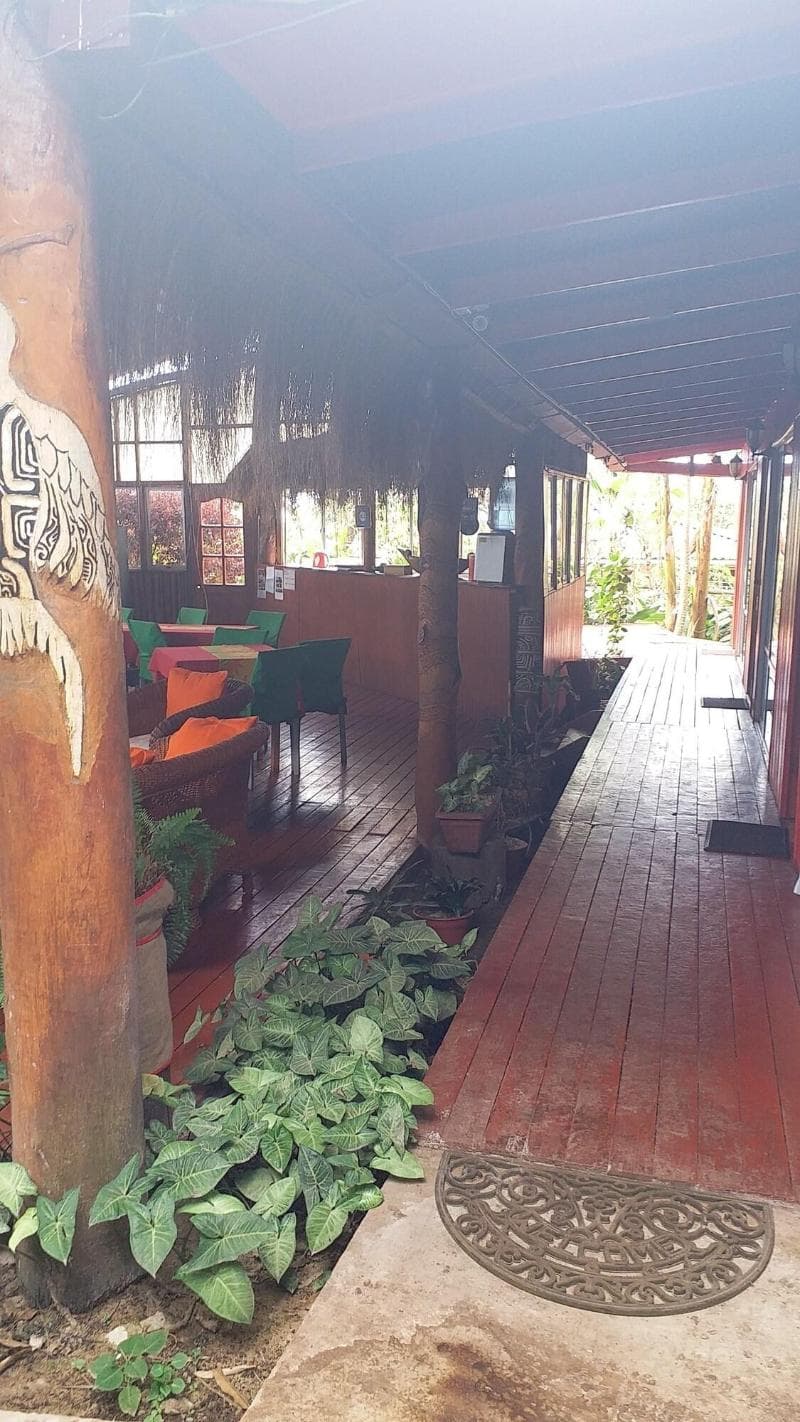 Kaimana Inn Hotel Restaurant 4