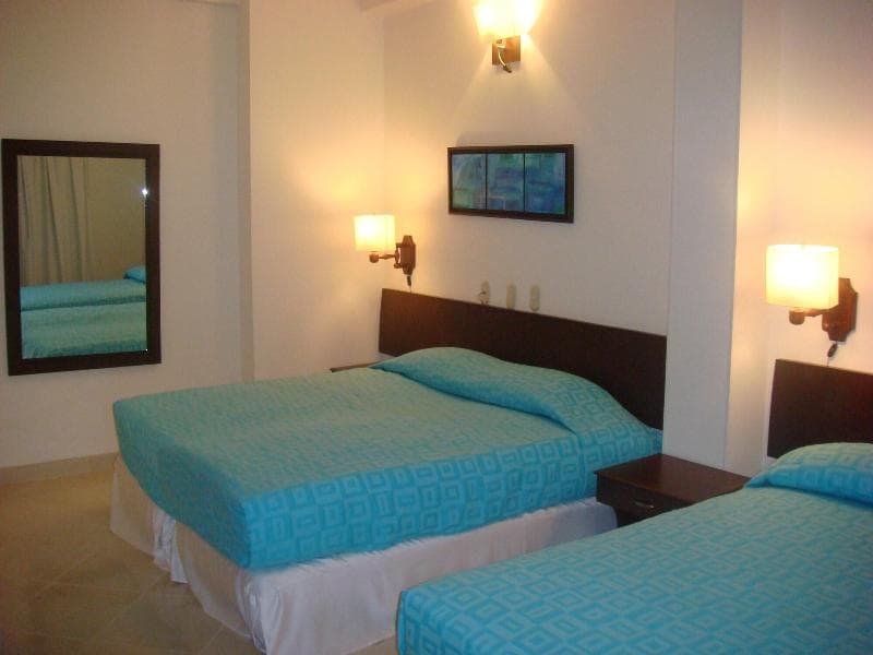 Hotel Manantial 3