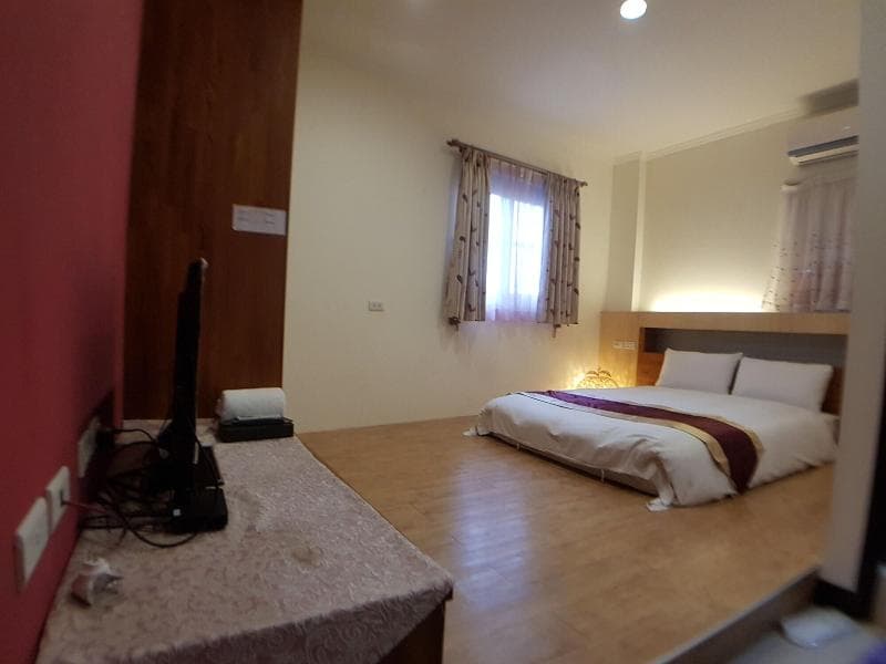 22 36 B&B I 4