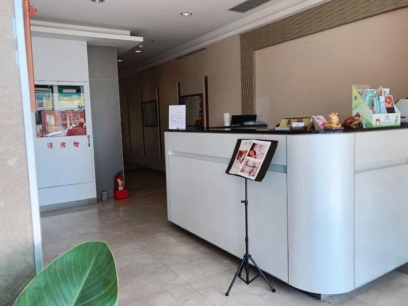 Hwa Nan Hotel 2