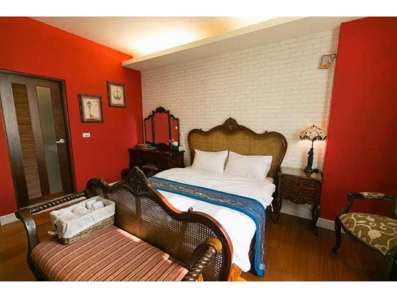 Phanes B&B B 4