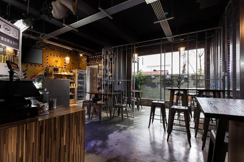 Peace Prison Cafe Inn 3