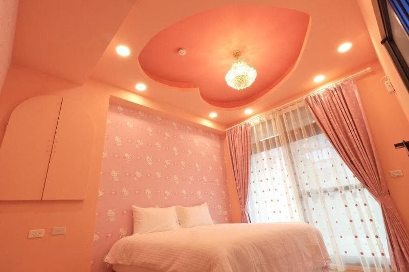 Romantic B&B main