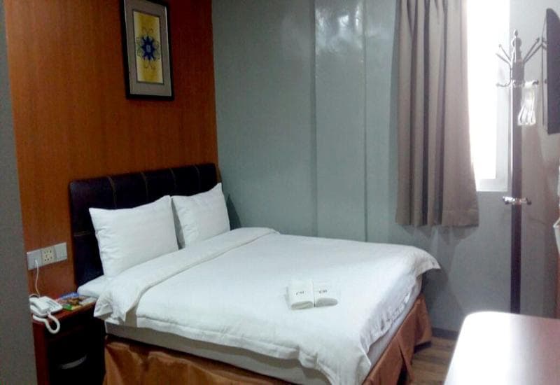 Chimera Hotel main