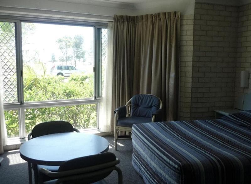 Beach Park Motor Inn 2
