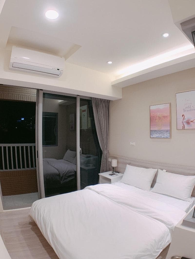 Shine Residence 4