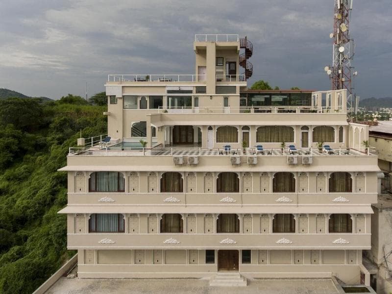 Raj Kuber Udaipur 3