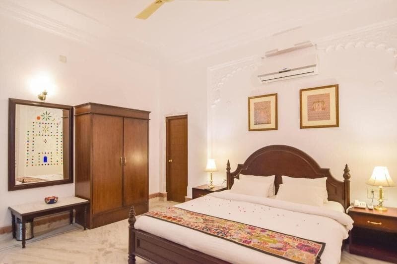 Raj Kuber Udaipur 4
