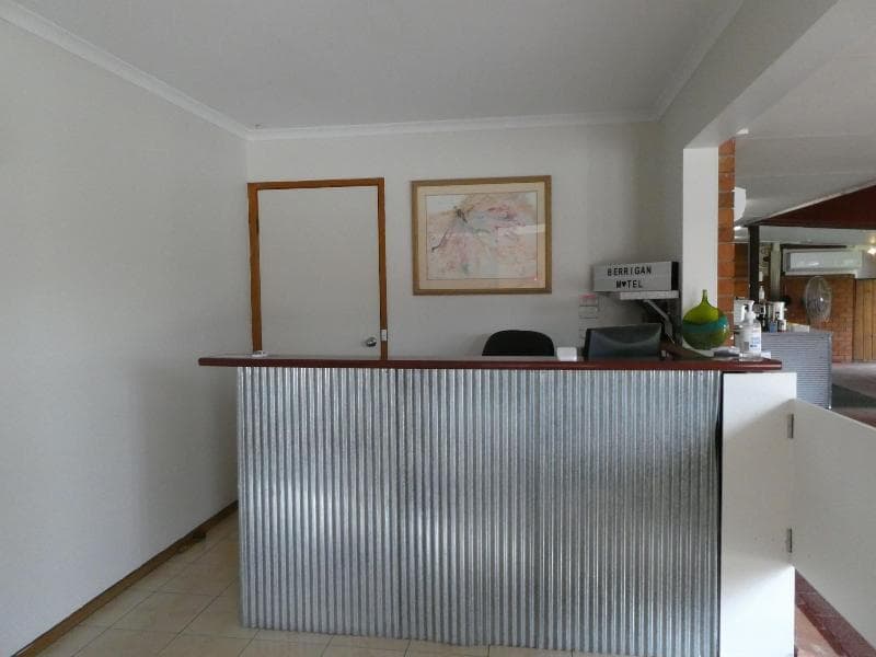Berrigan Motel 4