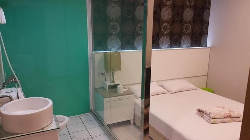 Awesome Hotel 3