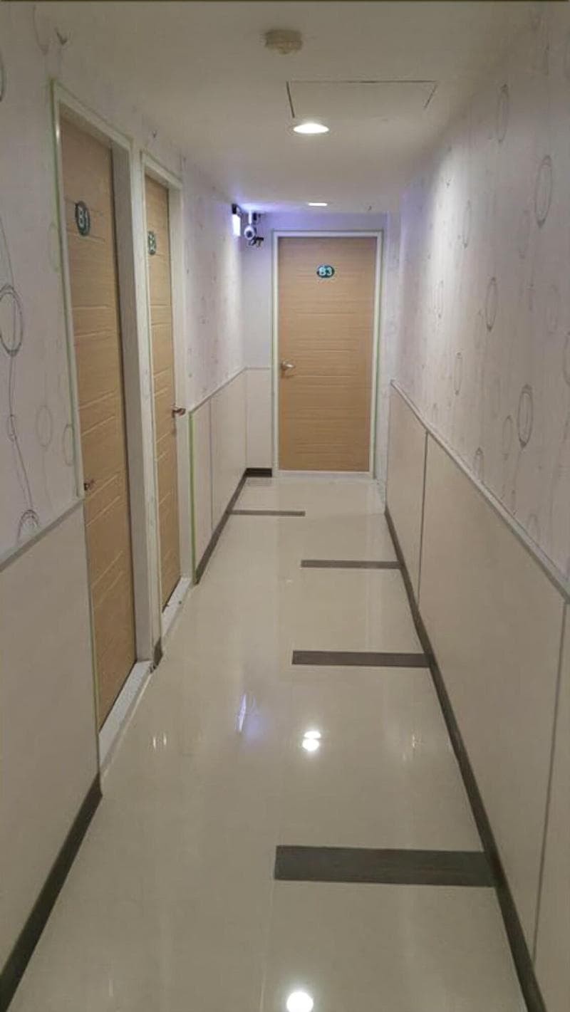 Awesome Hotel photo 1