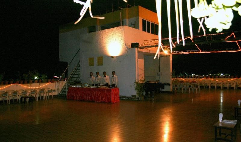 Hotel Raviraj 3