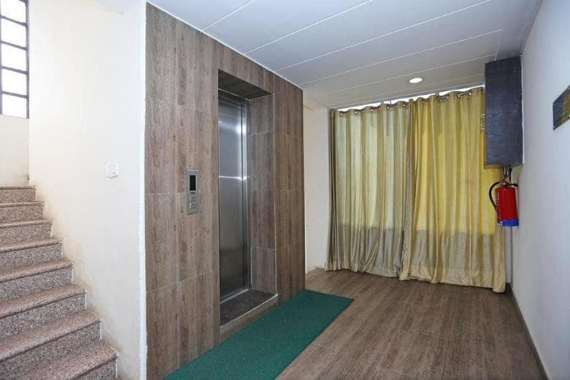 Hotel Sahu main