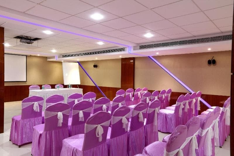 Hotel Sj International main