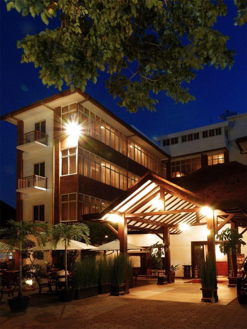 Sagan Hotel 4