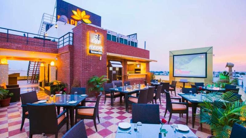 Hotel Kapish Smart main