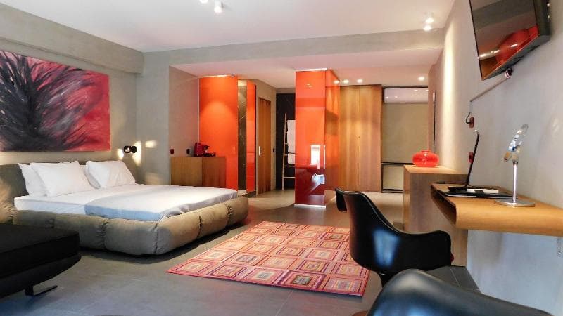101 Adrianou Luxury Urban Stay 4