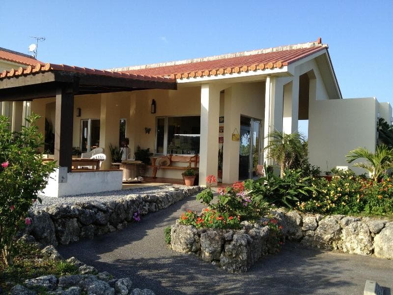 Retreat House Ipe 4