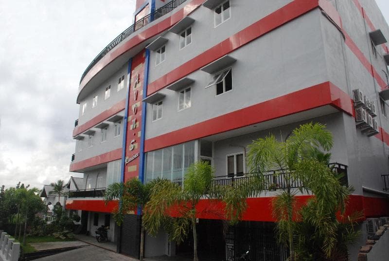 Avon's Residence 5