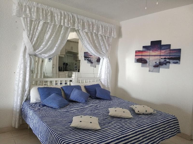 Port Royal Apartments 2