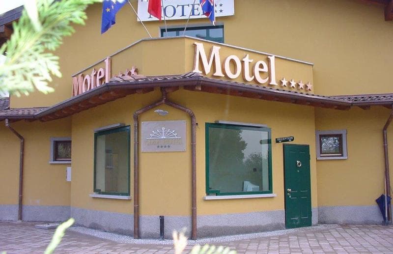 Adda Hotel 4