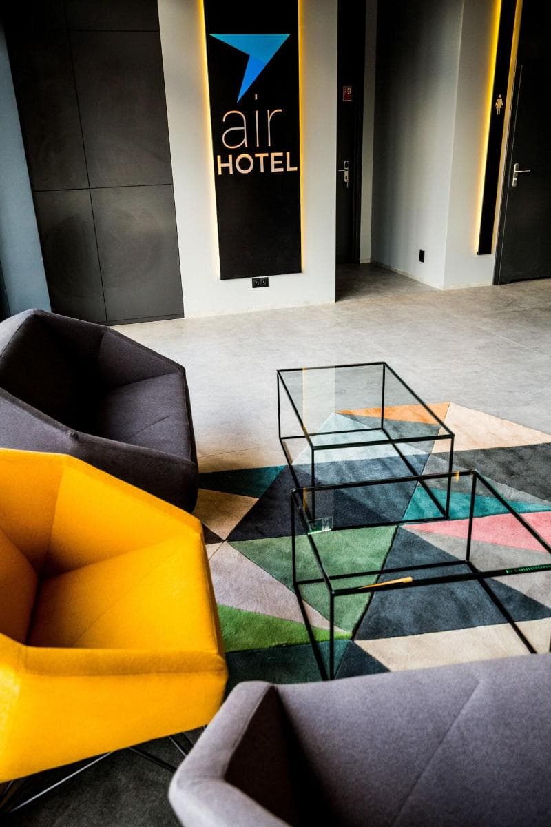 Air Hotel 2