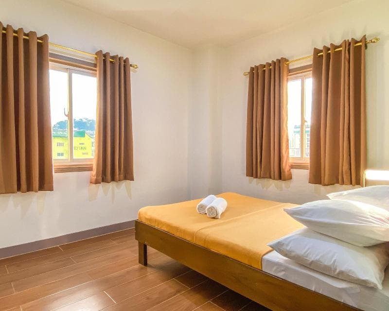 Metro Pines Inn 5