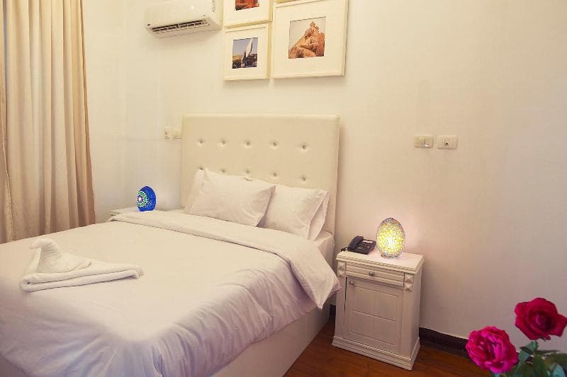 Tahrir Plaza Suites 4