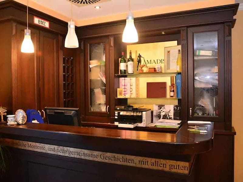 Amadis Hotel 3