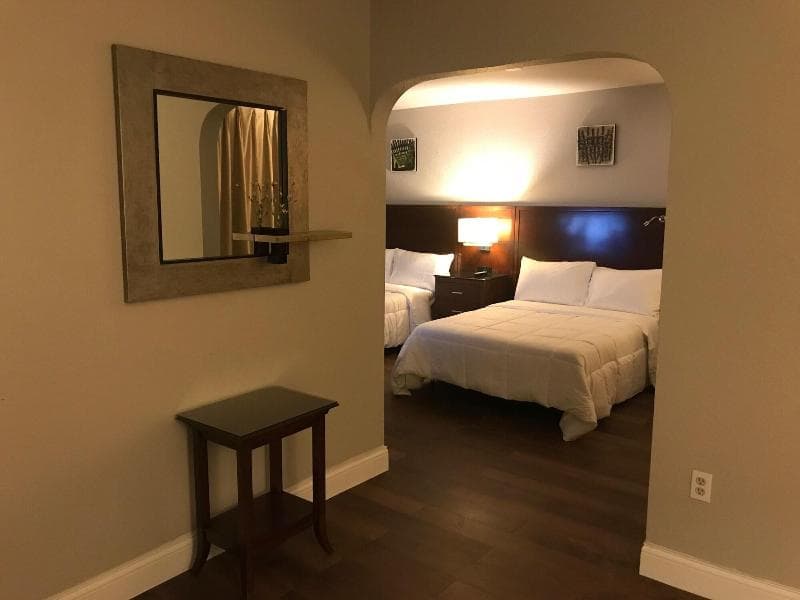 Stratus Suites - Boutique Hotel 3