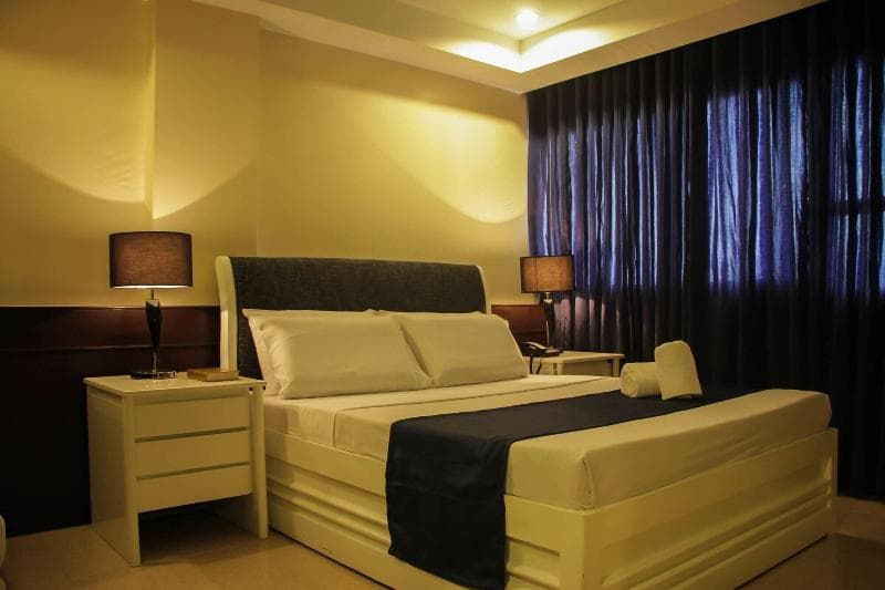 Anchor Hotel 3