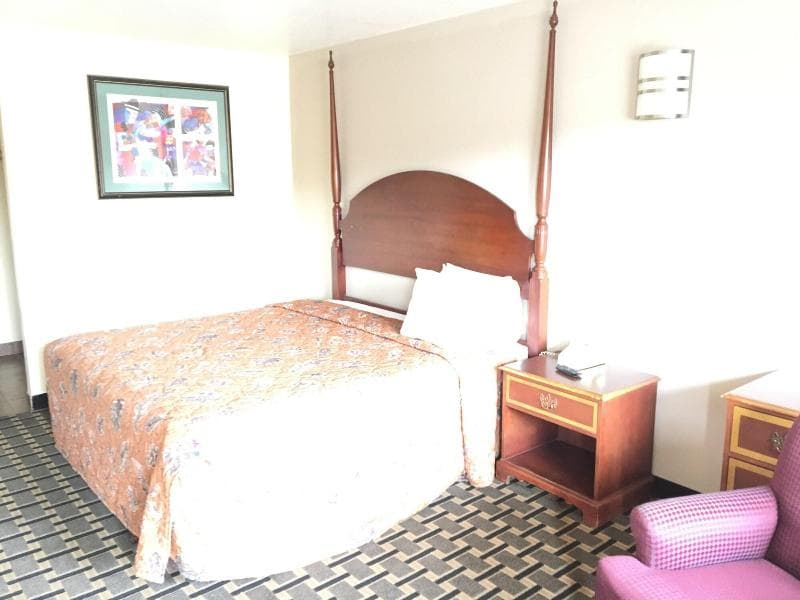 Inn At Mexia 3