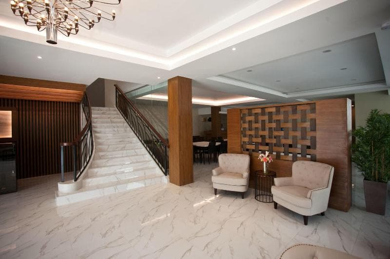 Embassy Hotel 3