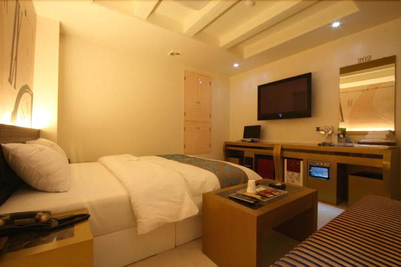 Cleopatra Hotel 3