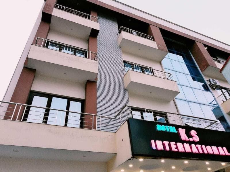Hotel Ks International 3