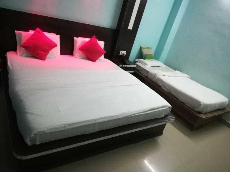 Hotel Ks International main