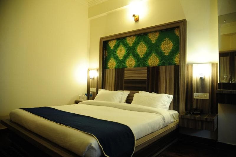 The Grand Sharan 4