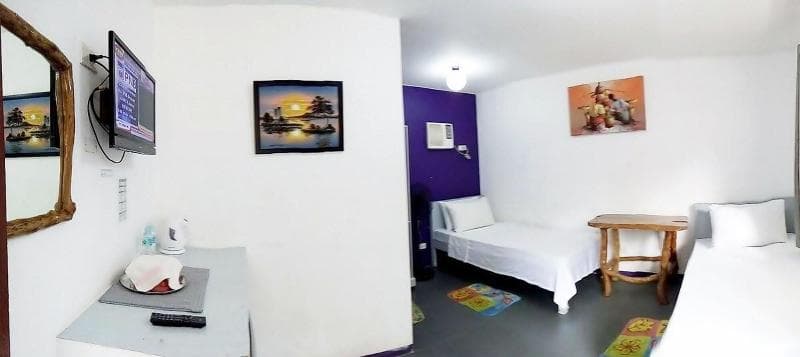 8Colors Beach House main