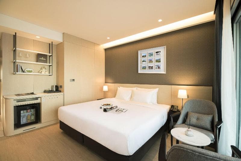St. John's Hotel 5